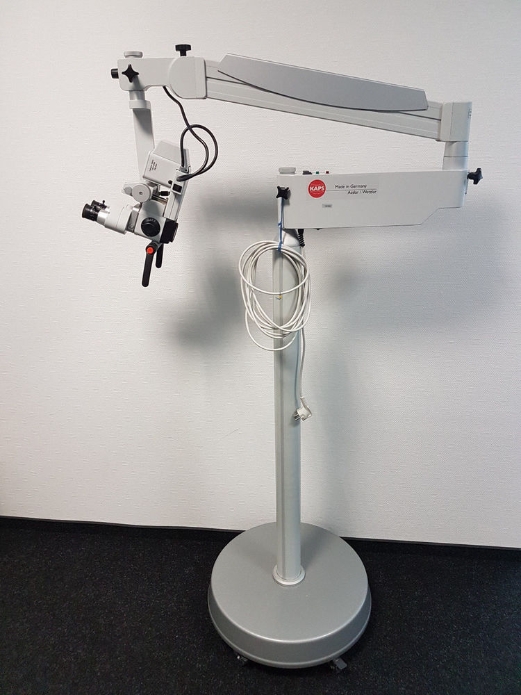 Kaps Mikroskop bei HD-Dental in Ungarn